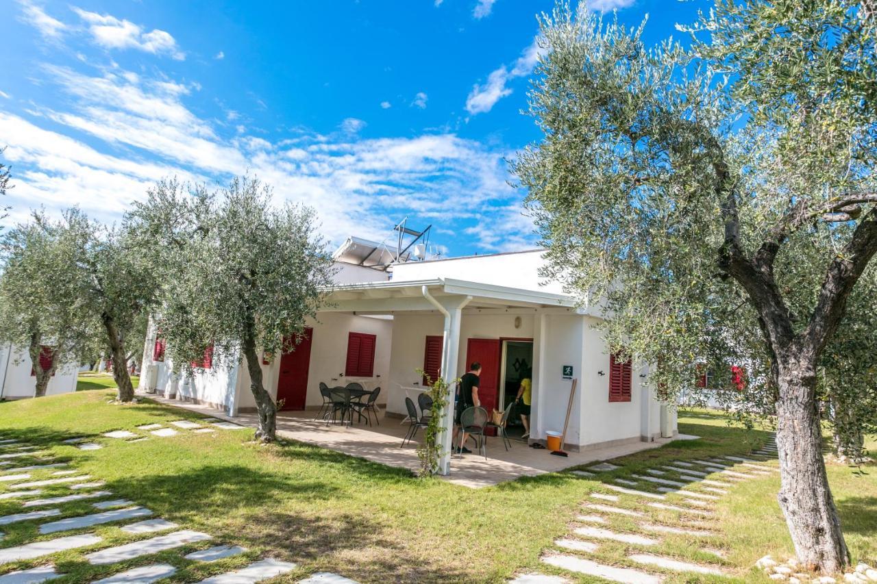 Villaggio Baia Del Monaco マンフレドーニア エクステリア 写真