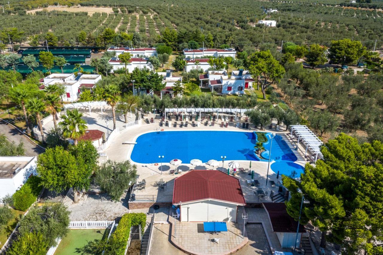 Villaggio Baia Del Monaco マンフレドーニア エクステリア 写真