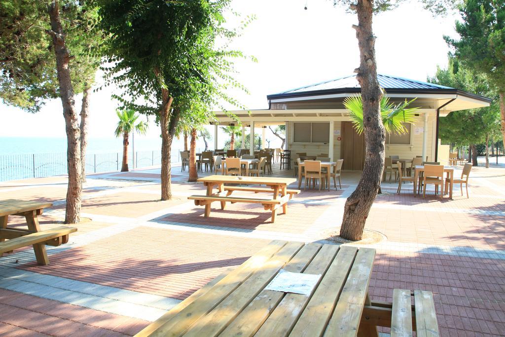 Villaggio Baia Del Monaco マンフレドーニア エクステリア 写真