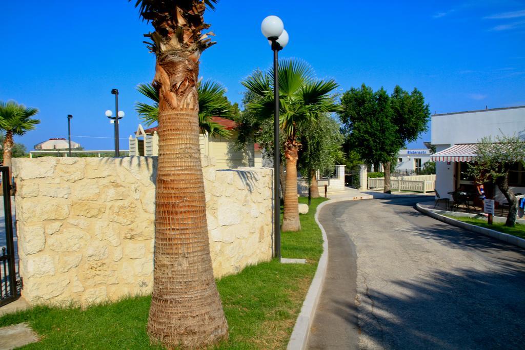 Villaggio Baia Del Monaco マンフレドーニア エクステリア 写真