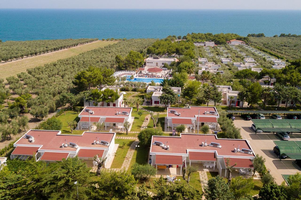 Villaggio Baia Del Monaco マンフレドーニア エクステリア 写真