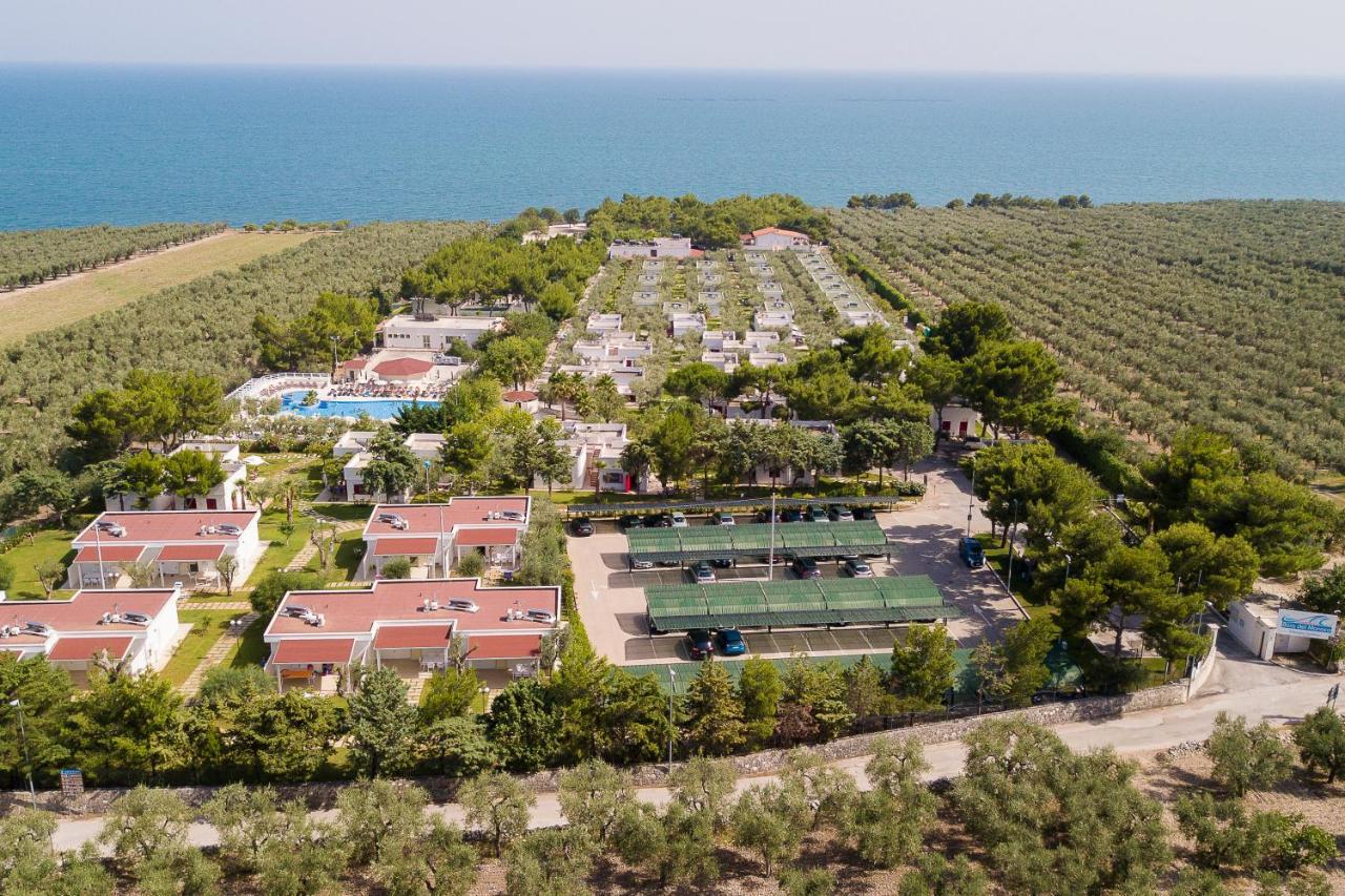 Villaggio Baia Del Monaco マンフレドーニア エクステリア 写真