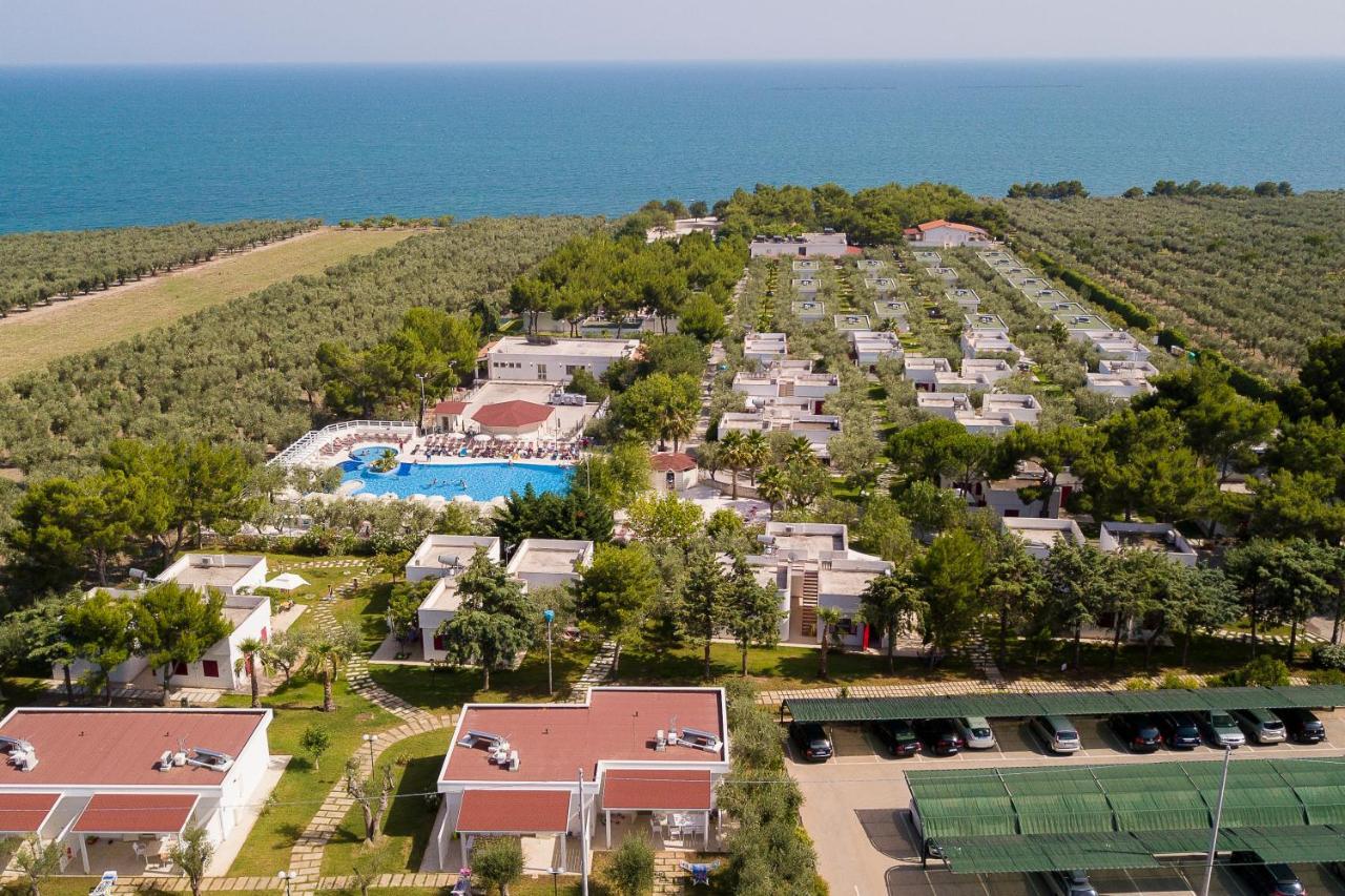 Villaggio Baia Del Monaco マンフレドーニア エクステリア 写真