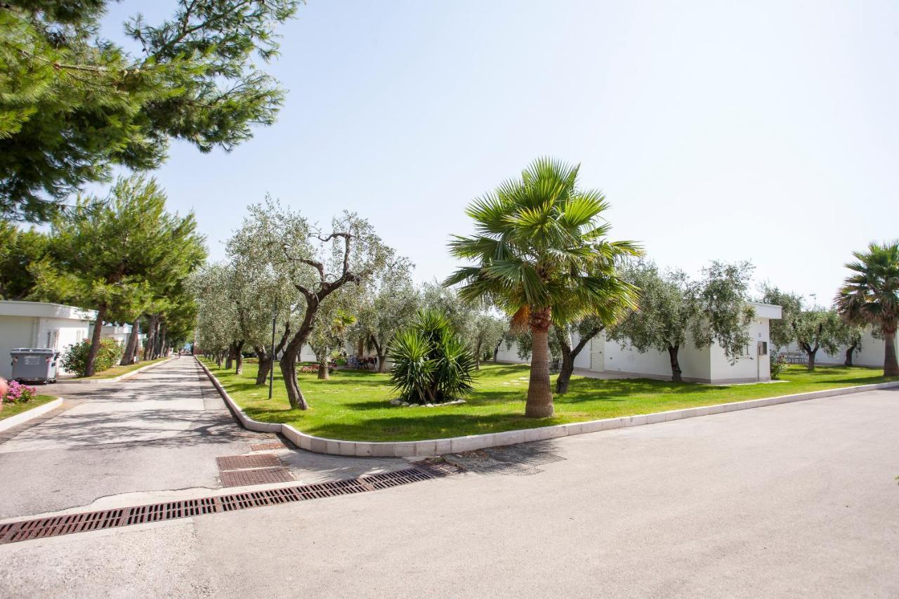 Villaggio Baia Del Monaco マンフレドーニア エクステリア 写真