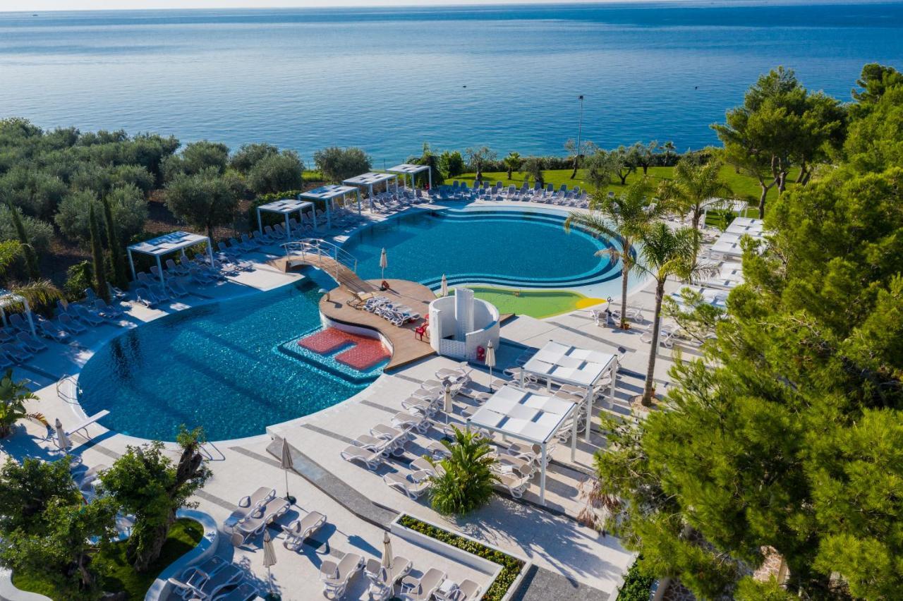 Villaggio Baia Del Monaco マンフレドーニア エクステリア 写真