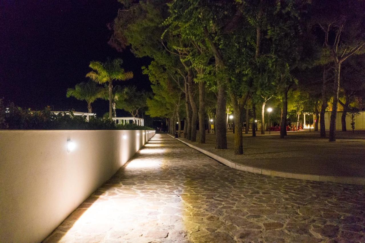 Villaggio Baia Del Monaco マンフレドーニア エクステリア 写真